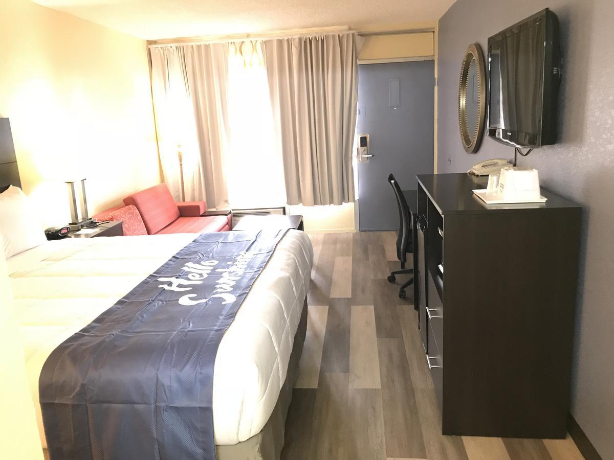 Days Inn By Wyndham Greensboro Airport Ngoại thất bức ảnh